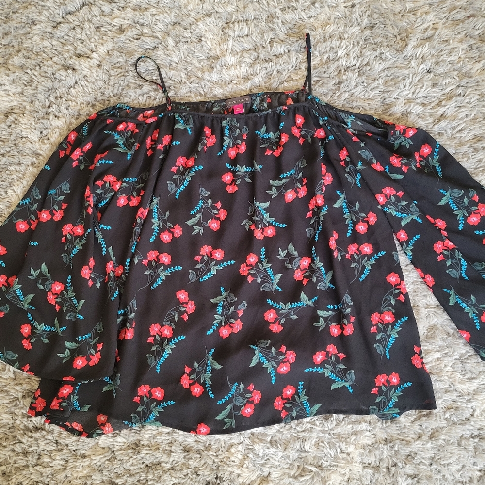 Vince Camuto medium blouse